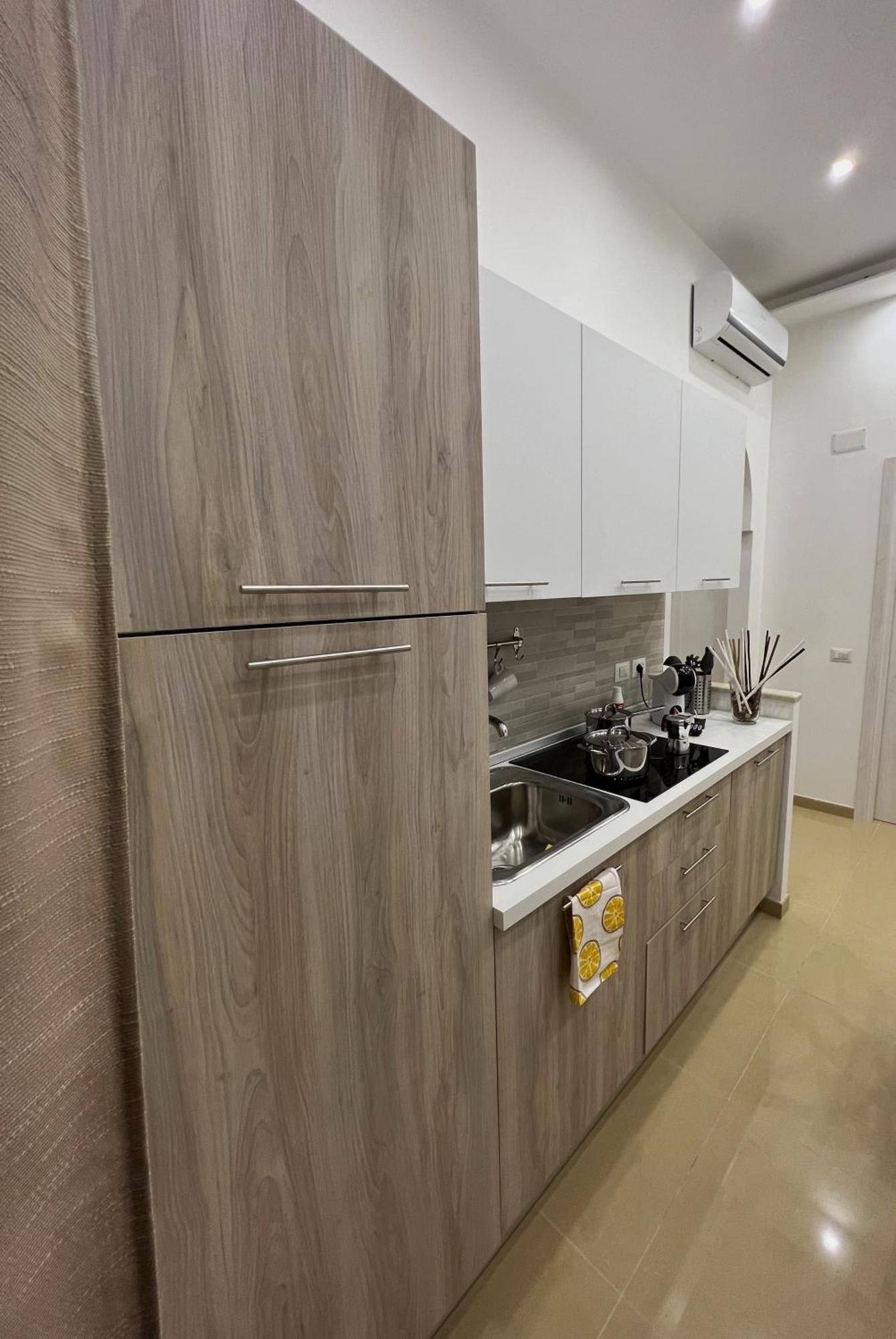 L'Ospite Napoletano Apartment Naples Exterior photo